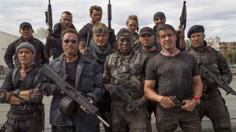 The Expendables 4 Footage Reaction: Stallone et le gang sont de retour pour plus d'explosions [CinemaCon 2022]
