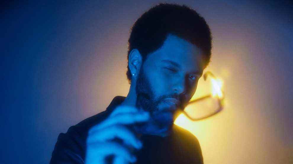 The Weeknd signe un accord à long terme et à multiples facettes avec Universal Music Les plus populaires doivent être lus Inscrivez-vous aux newsletters Variety Plus de nos marques
	
	
