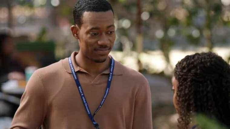 Tyler James Williams d'Abbott Elementary explique pourquoi il ne peut plus regarder le bureau
