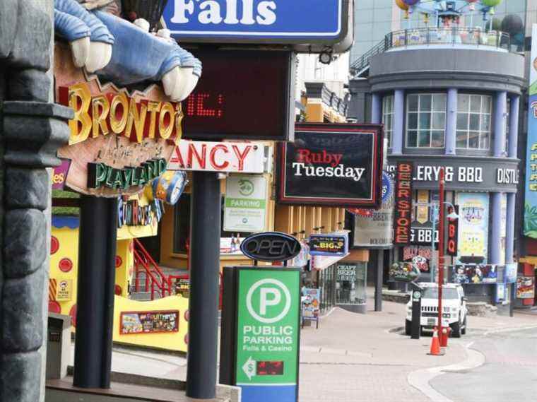 Un garçon mort et deux blessés dans une fusillade près de l’attraction touristique de Niagara Falls