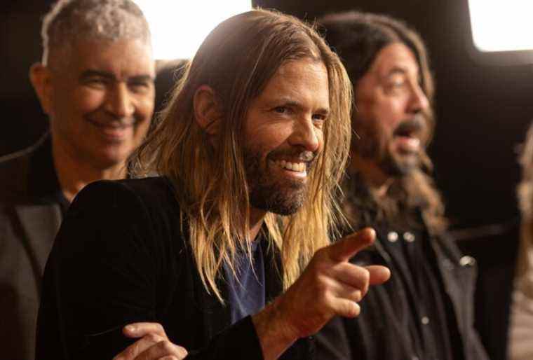 [VIDEO] Grammys 2022 : hommage à Taylor Hawkins, batteur des Foo Fighters