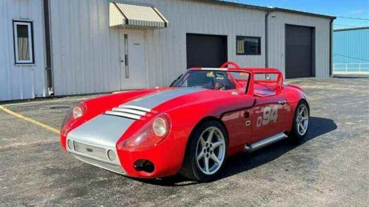 Votre vie sera meilleure, je suppose, avec cette voiture de course TVR vintage