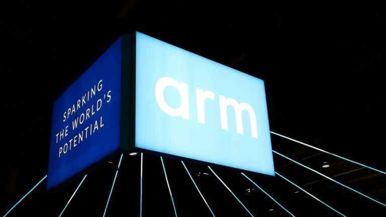 Arm China lance enfin un PDG voyou qui l'a retenu en otage avec une "côtelette" pendant des années
