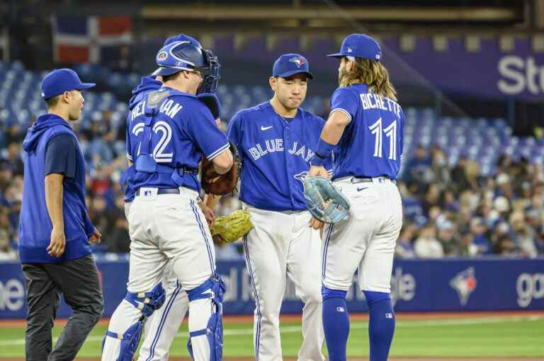 Yusei Kikuchi échoue à nouveau alors que les Astros survivent aux Blue Jays dans une bagarre épique