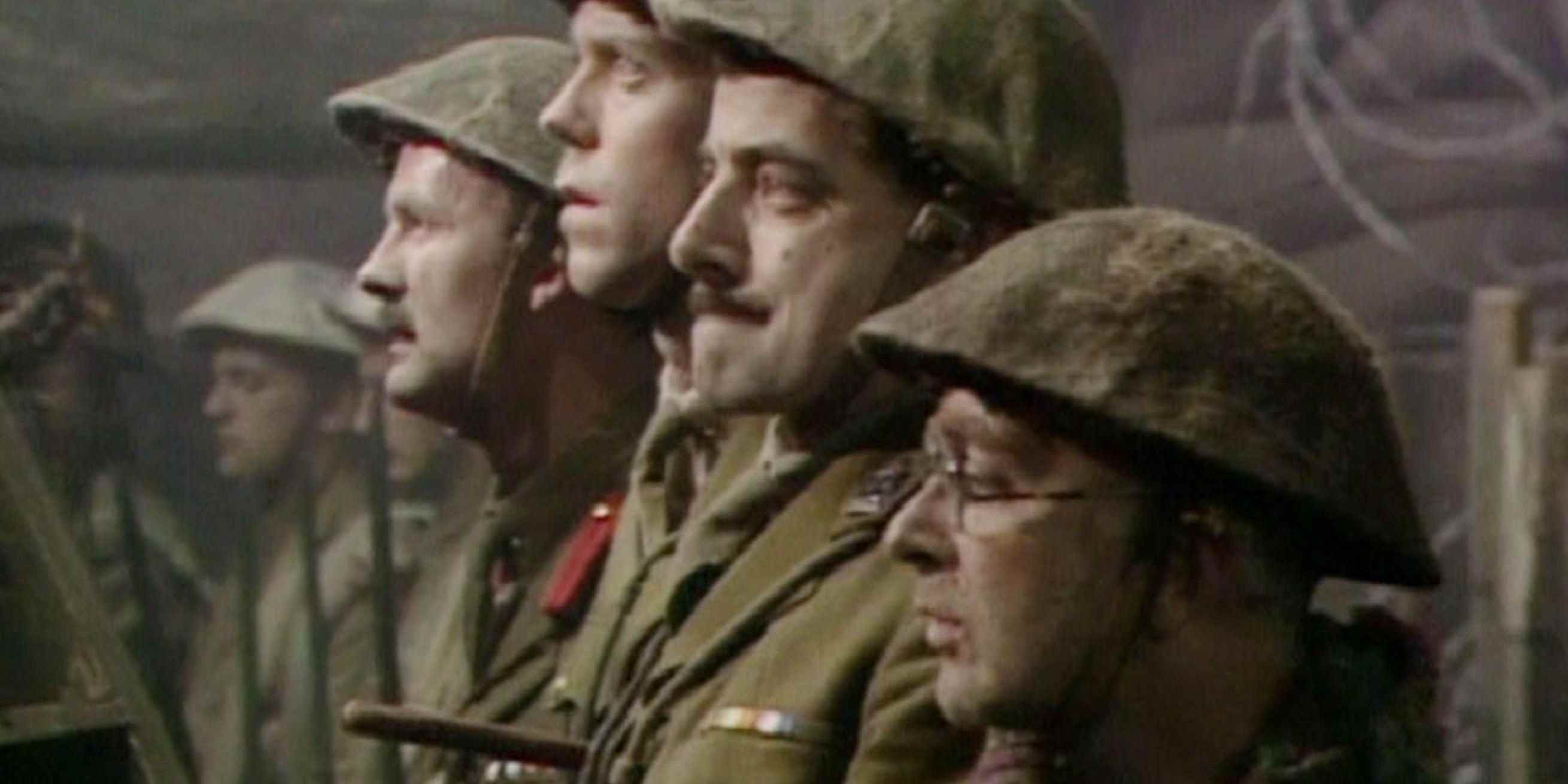 Blackadder va de l'avant Edmund Blackadder Balrdrick George Capitaine Darling Cropped