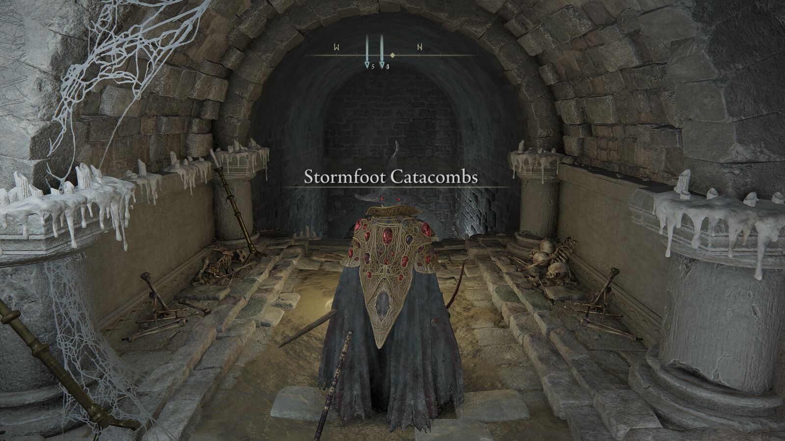 Guide des catacombes Elden Ring Stormfoot: Comment battre le chien de garde funéraire Stormfoot Erdtree

