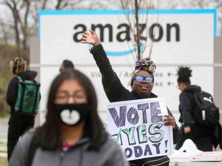 Les travailleurs d’Amazon votent pour ne pas syndiquer la deuxième usine de New York