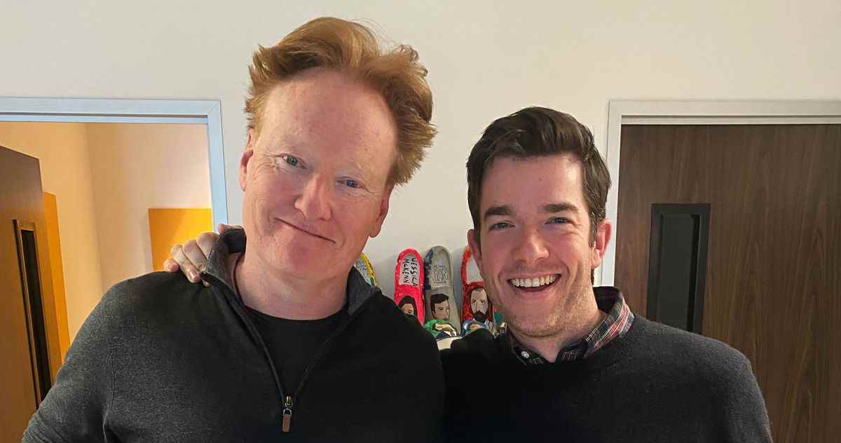 John Mulaney et Conan O'Brien ont une conversation SNL-Monologue
