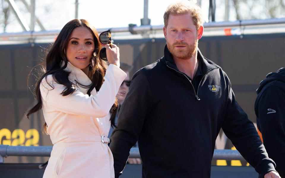 Le duc et la duchesse de Sussex aux Jeux Invictus à La Haye en avril – AP