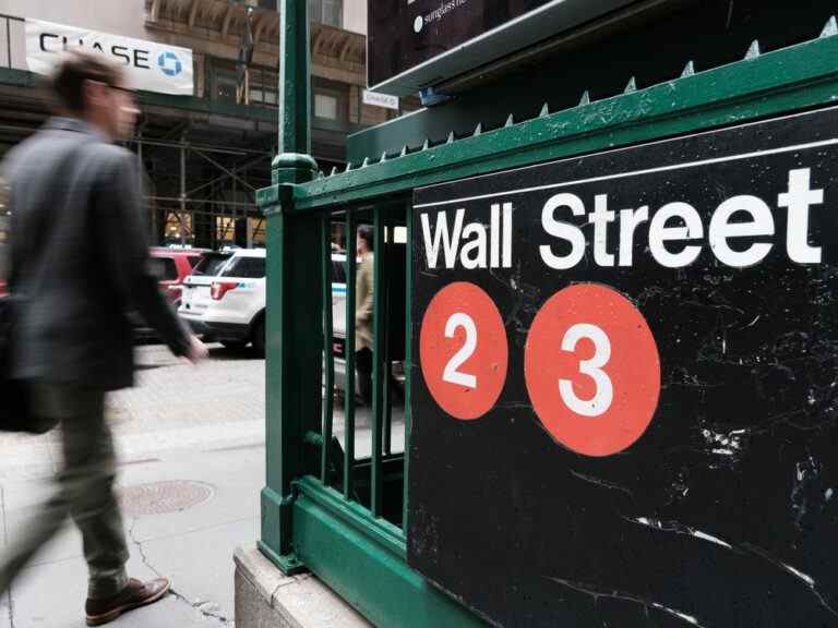 Les bonus de Wall Street vus glisser jusqu’à 40% sur la crise bancaire