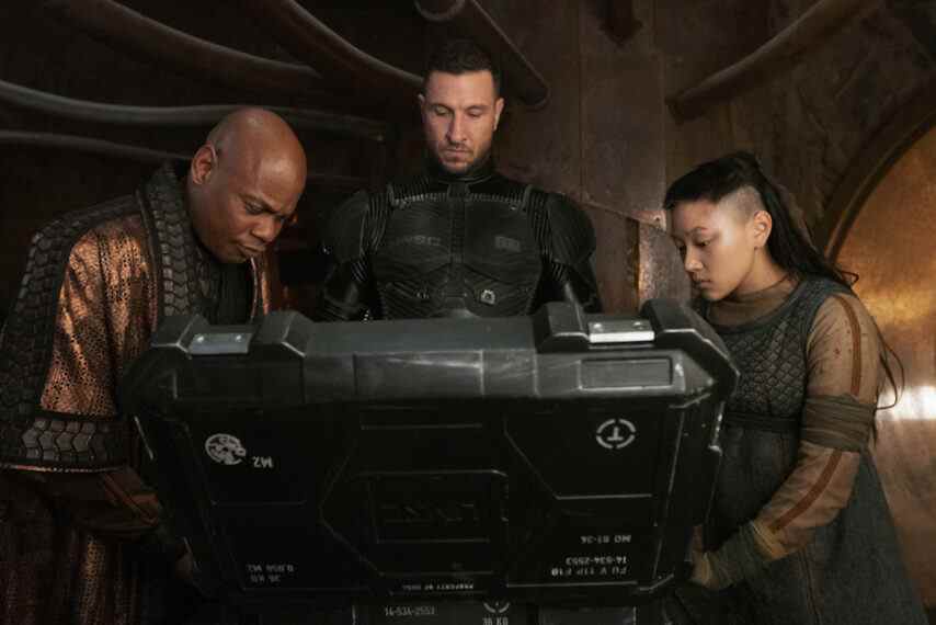 Bokeem Woodbine comme Soren, Pablo Schreiber comme Master Chief, Yerin Ha comme Kwan Ha dans Halo