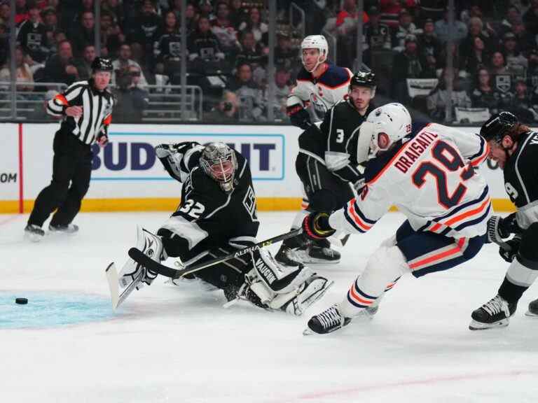 JONES: Oilers cochant toutes les cases en série contre Kings