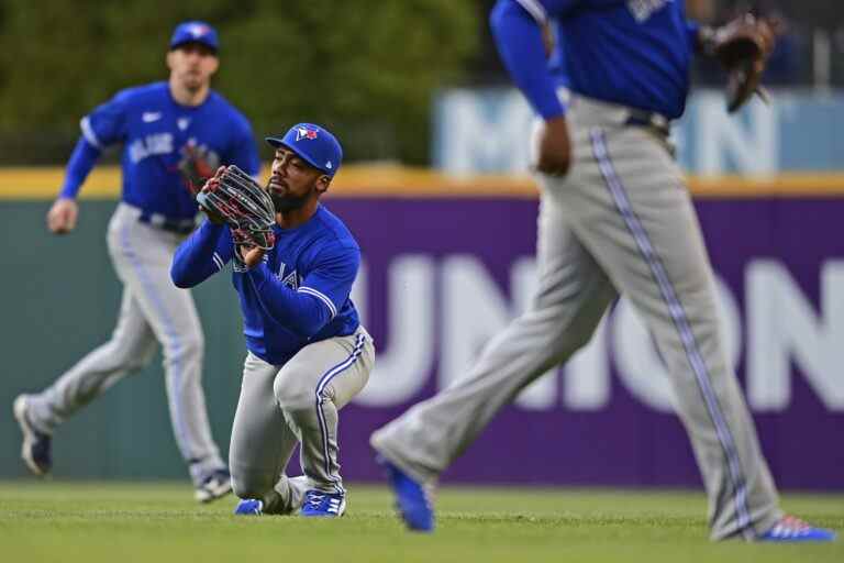 Les Jays divisent le programme double à Cleveland alors que Teoscar Hernandez est sans coup sûr au retour du dernier verre