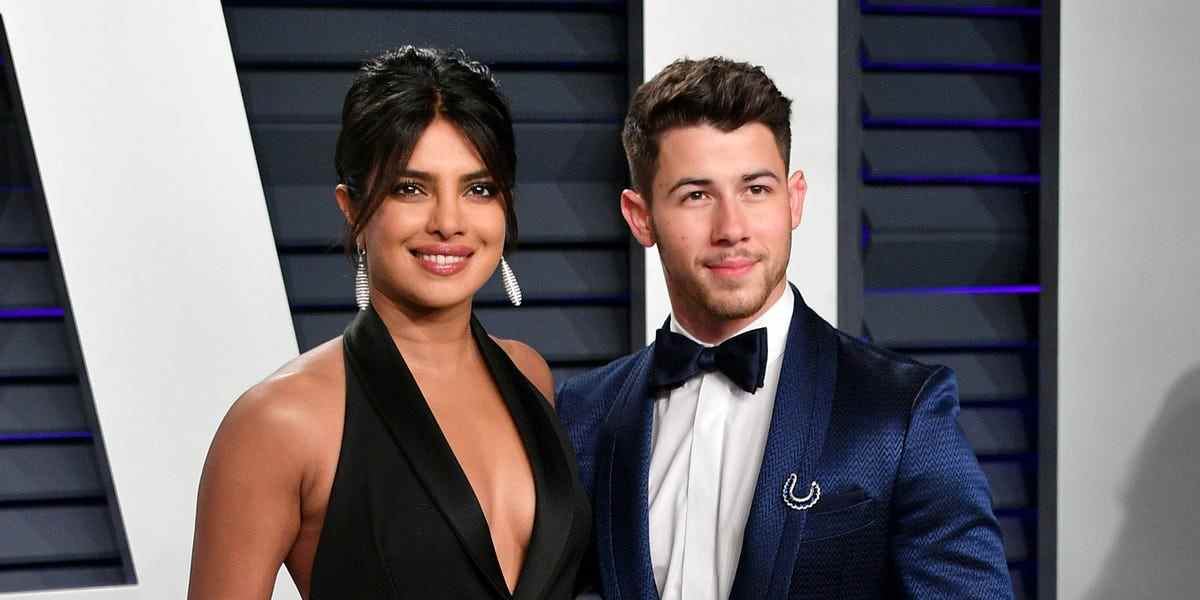 Nick Jonas et Priyanka Chopra partagent la première photo de leur petite fille

