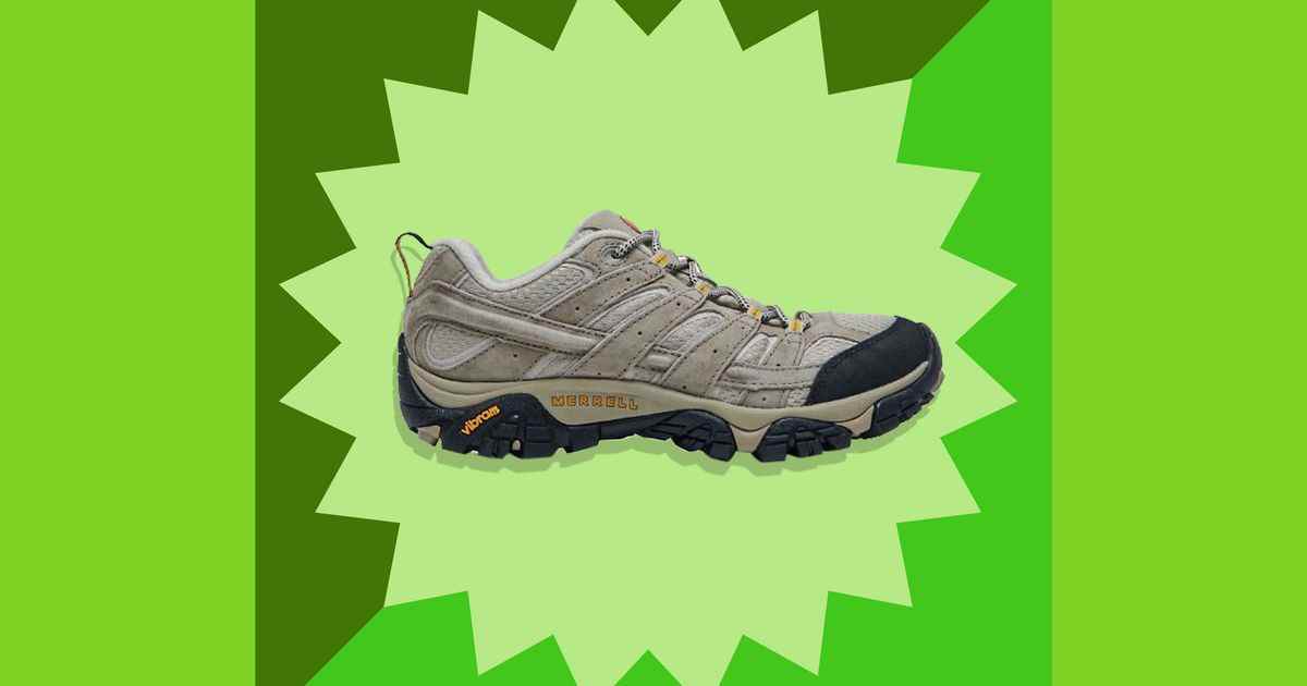 La mère de toutes les chaussures de randonnée GORP-Core de Merrell est à 39% de réduction
