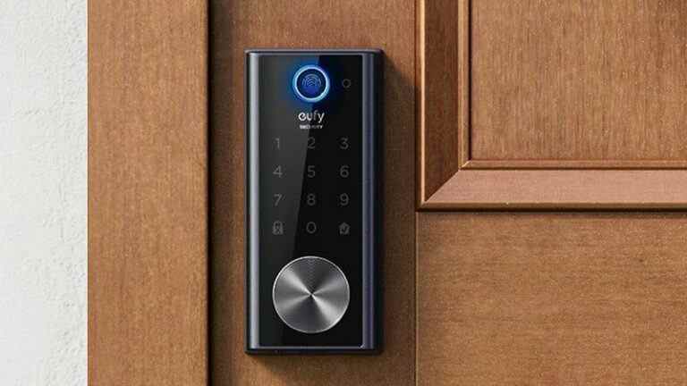 Ouvrez votre porte depuis votre téléphone avec le Eufy Smart Lock Touch en vente pour 140 $