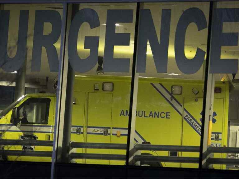 Un homme de 65 ans décède après s’être coincé sous sa voiture à Montréal