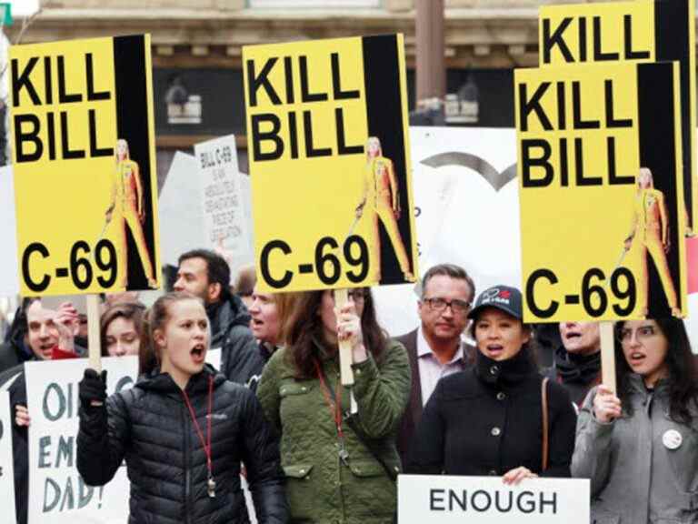 Un tribunal albertain annule la législation environnementale libérale dans une «victoire historique»