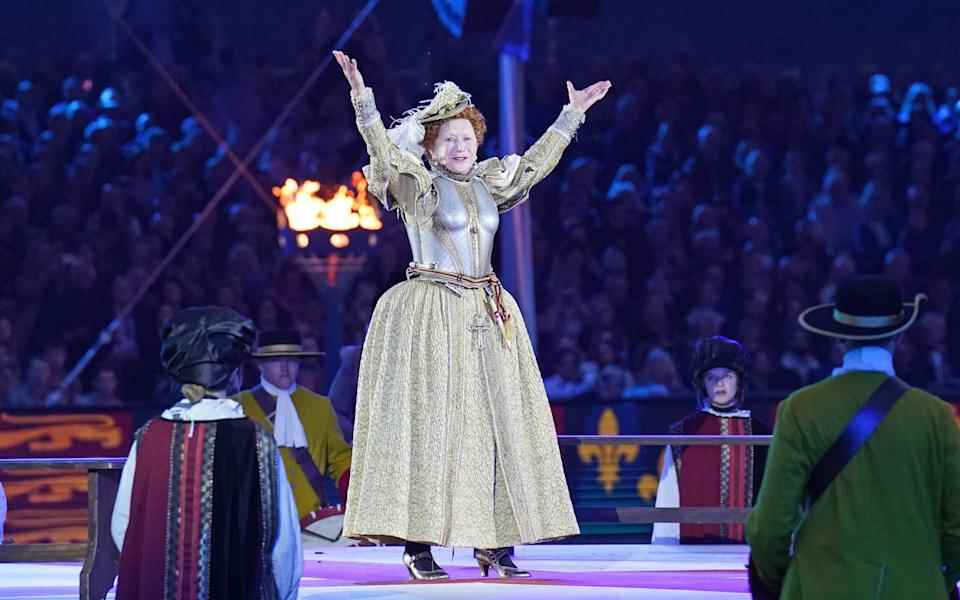 Dame Helen Mirren joue le rôle de la reine Elizabeth I - Steve Parsons / PA Wire