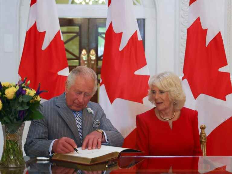 BLIZZARD : Arrêtez de porter des jugements sur Charles et Camilla