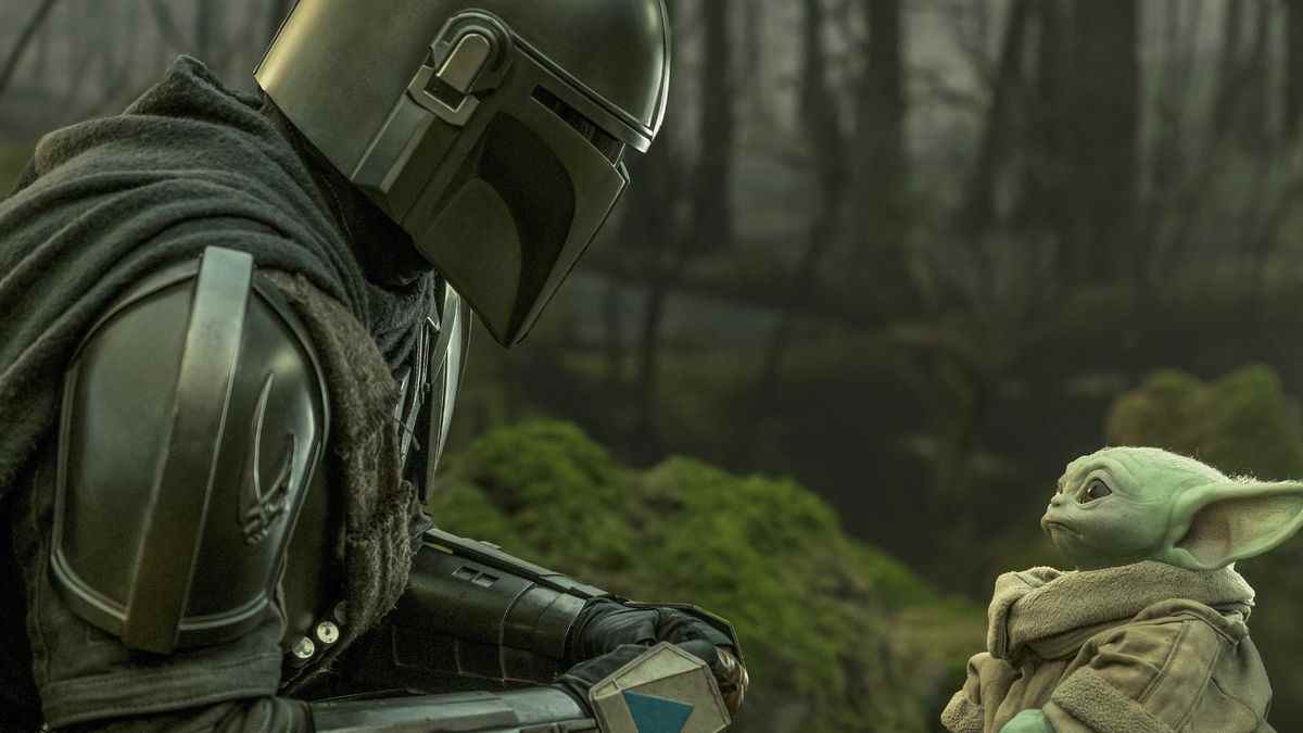 Djin et Grogu se regardent dans un décor forestier dans l'épisode 13 de The Mandalorian.