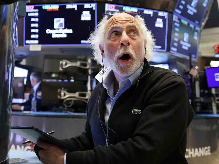 Wall Street termine mitigée après une semaine éprouvante