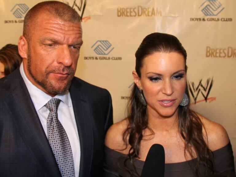 Stephanie McMahon quitte son rôle à la WWE