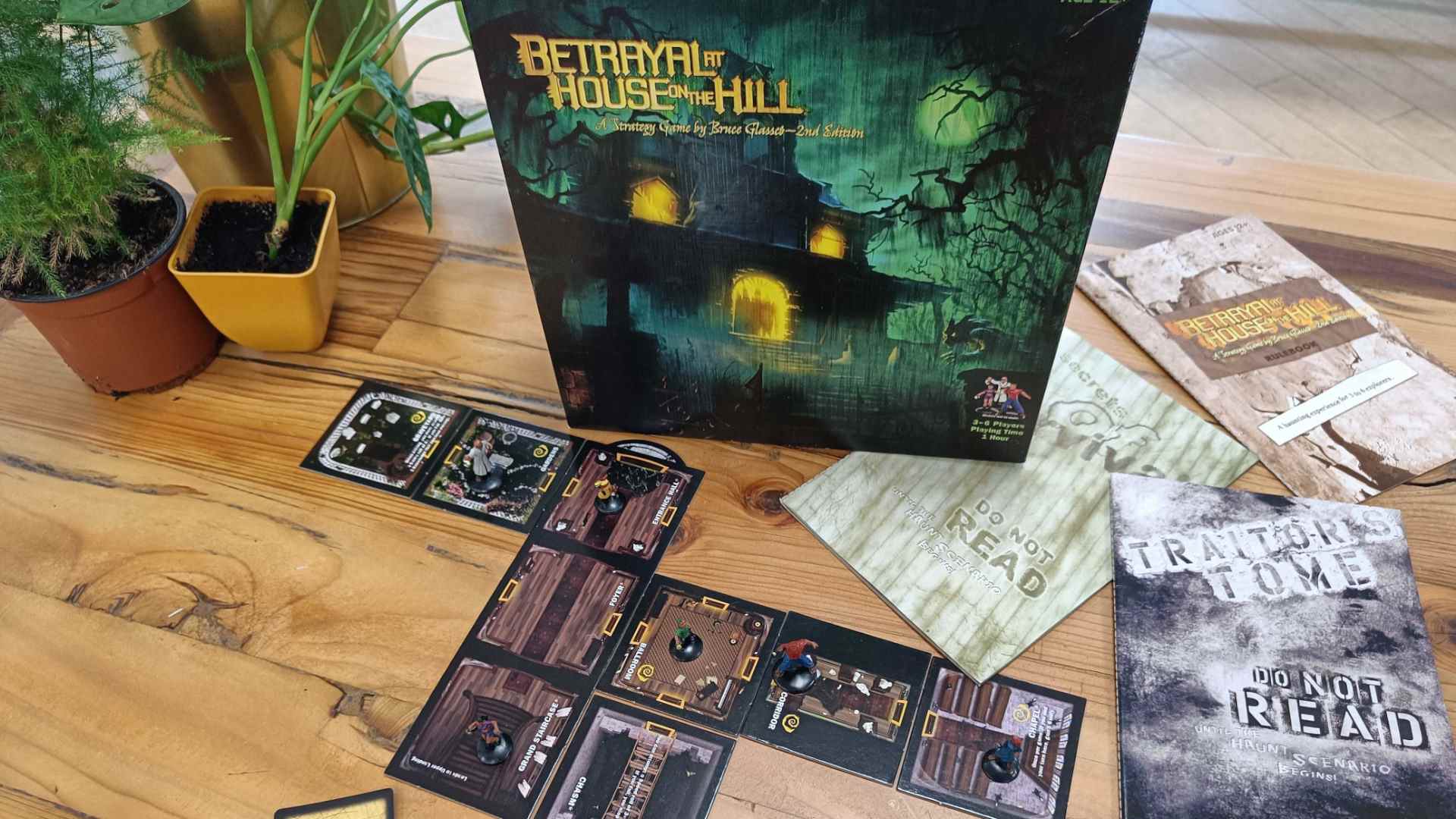 Betrayal at House on the Hill 2e édition boîte et plateau