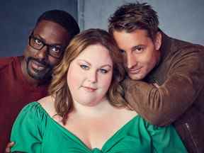 Sterling K. Brown comme Randall, Chrissy Metz comme Kate, Justin Hartley comme Kevin.