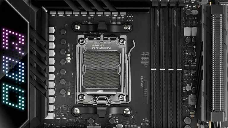 La nouvelle carte mère X670E d'Asus pour Ryzen 7000 est si extrême qu'elle l'a nommée deux fois
