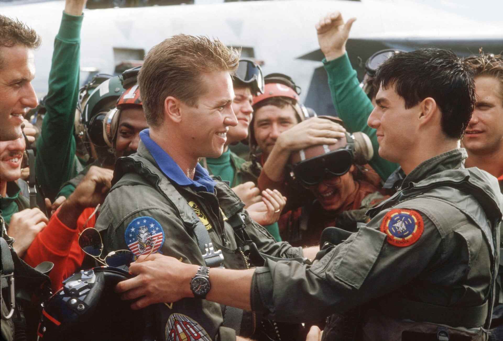 Top Gun n'est pas le meilleur film des années 1980, mais c'est le film le plus des années 1980 Tom Cruise Navy L'exceptionnalisme américain a restauré la masculinité après la guerre du Vietnam