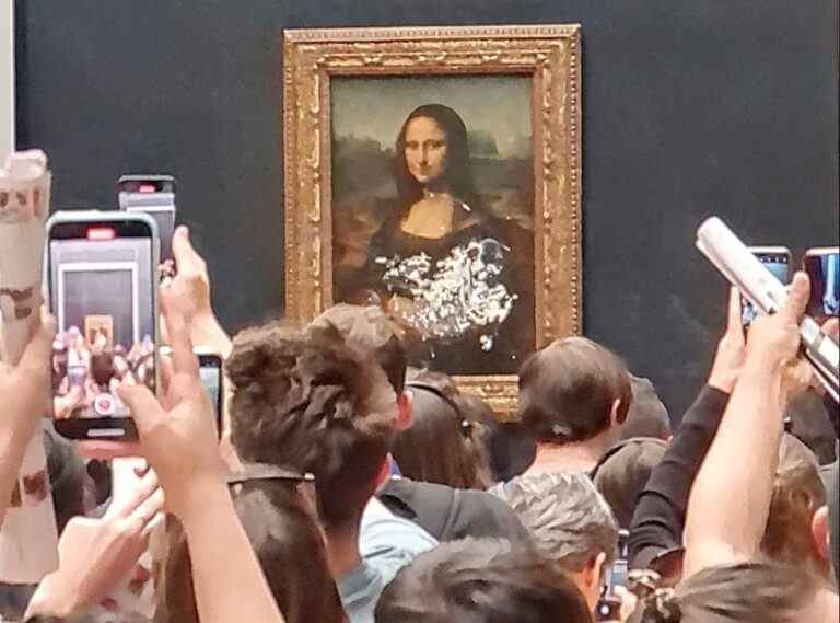 Mona Lisa enduite de crème lors d’une cascade de protestation contre le climat