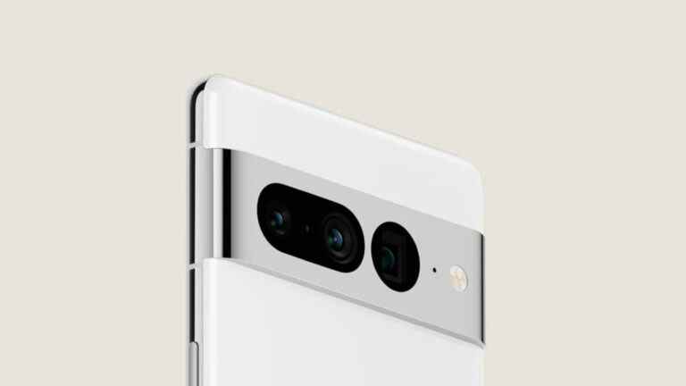 Google travaille peut-être sur un nouveau smartphone plus haut de gamme que Pixel 7 Pro, selon un code publiquement disponible