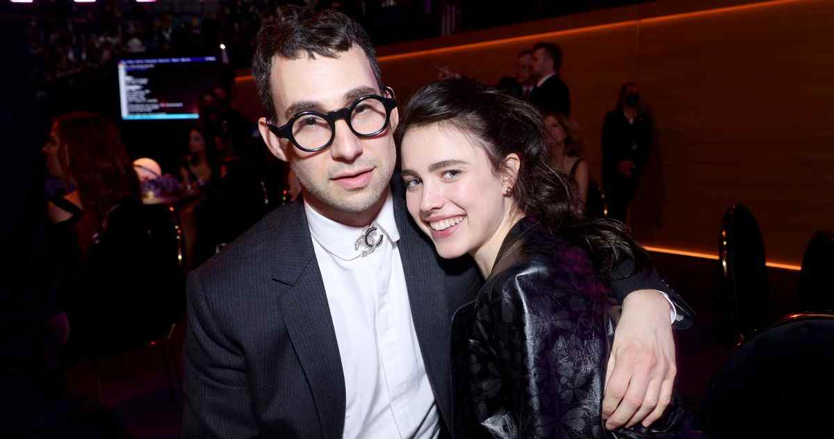 Jack Antonoff et Margaret Qualley seraient fiancés
