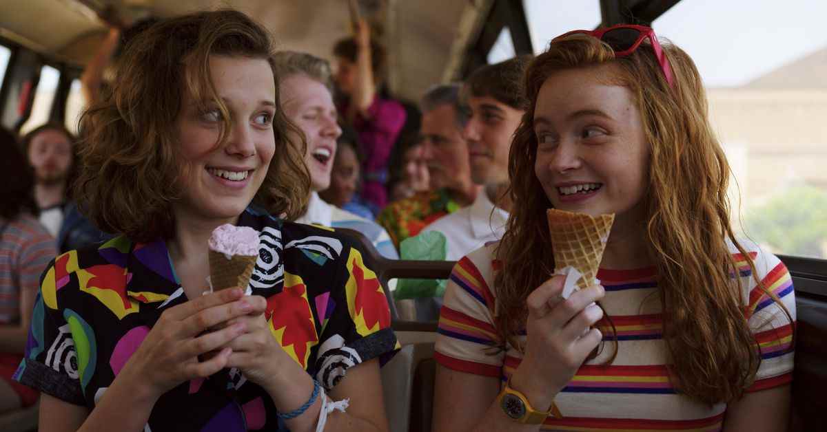 Stranger Things fait enfin place à la nostalgie des filles - un peu
