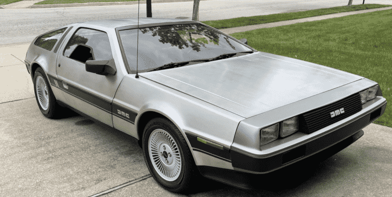 1981 DeLorean DMC-12 est notre sélection du jour aux enchères pour apporter une remorque