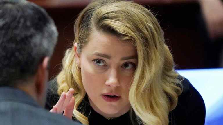 Amber Heard a licencié toute son équipe de relations publiques avant son témoignage en diffamation