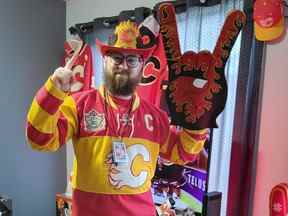 Kyle Boudreau est un super fan des Flames de Calgary.