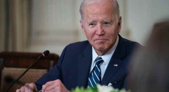 Biden fait rôtir Trump et lui-même au dîner des correspondants de la Maison Blanche