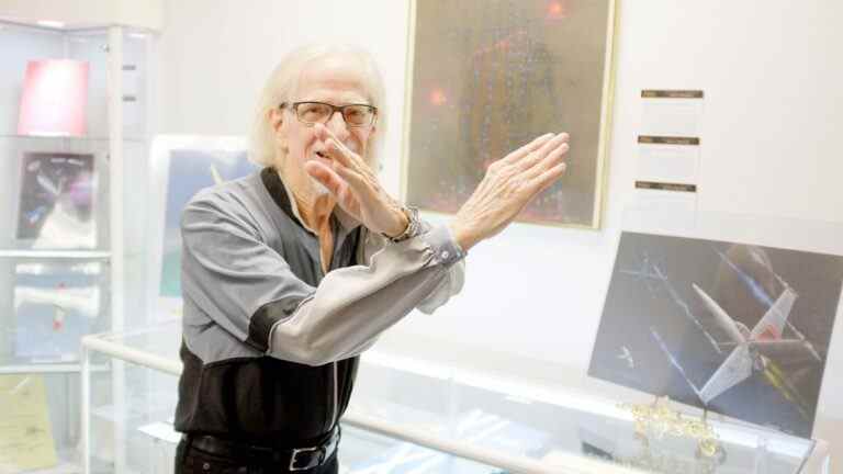 Colin Cantwell, concepteur du X-Wing, du TIE Fighter et d'autres vaisseaux spatiaux emblématiques, est décédé
