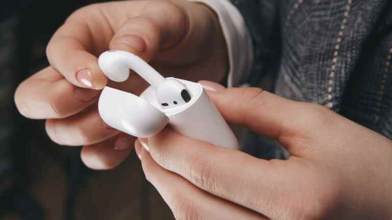 Correction : Pourquoi mes AirPods ne se chargent-ils pas ?