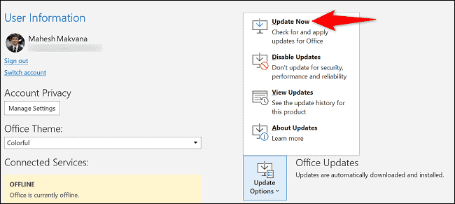 Sélectionnez Options de mise à jour > Mettre à jour maintenant. » width= »650″ height= »291″ src= »/pagespeed_static/1.JiBnMqyl6S.gif » onload= »pagespeed.lazyLoadImages.loadIfVisibleAndMaybeBeacon(this); » onerror= »this.onerror=null;pagespeed.lazyLoadImages.loadIfVisibleAndMaybeBeacon(this); »/></p>
<p>Attendez qu’Outlook trouve et installe les dernières mises à jour sur votre ordinateur.  En attendant, vous pouvez continuer à travailler avec vos e-mails comme d’habitude.</p>
<p>Et vous utilisez maintenant la version la plus récente de l’application Outlook sur votre ordinateur !</p>
<p><strong>EN RELATION:</strong> <strong><em>Comment mettre à jour Windows 11</em></strong></p>
<h2 role=