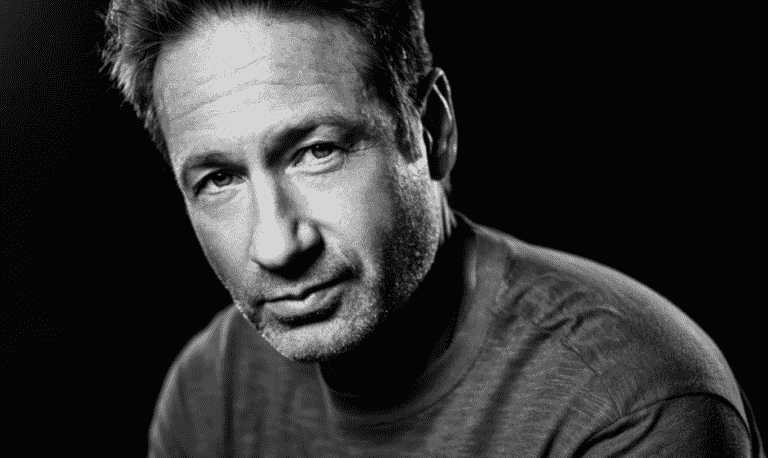 David Duchovny va écrire, réaliser et jouer dans l'adaptation de son roman "Bucky F*cking Dent" (EXCLUSIF)
	
	
