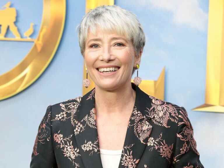 Emma Thompson trouve la nudité communautaire « relaxante »