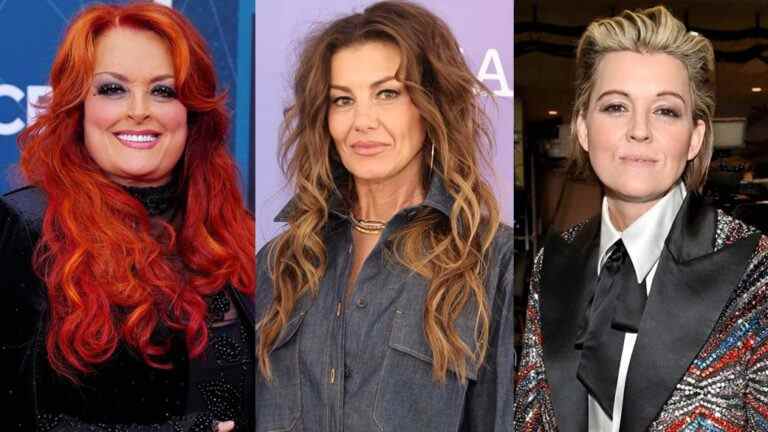 Faith Hill, Brandi Carlile et d'autres stars féminines de la country rejoindront Wynonna Judd en tournée après le décès de sa mère, Naomi
