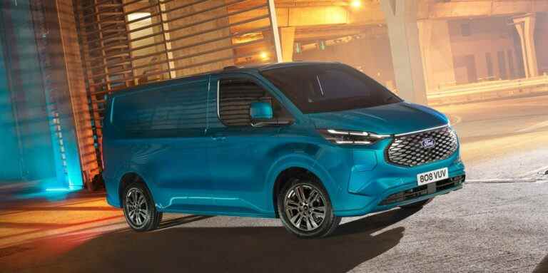 Ford E-Transit Custom est un nouveau fourgon commercial électrique pour l’Europe