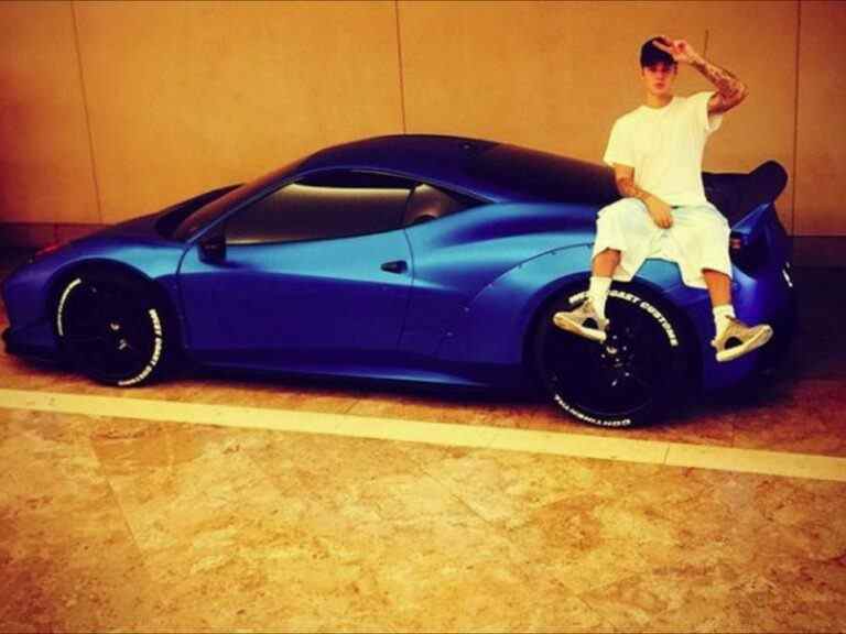 Justin Bieber blacklisté par Ferrari pour un travail de peinture bleue