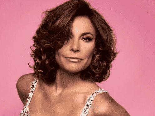 LA COMTESSE LUANN NON CENSURÉE !  Le favori des fans apporte un spectacle de cabaret au Canada et prépare le nouveau redémarrage de RHONY