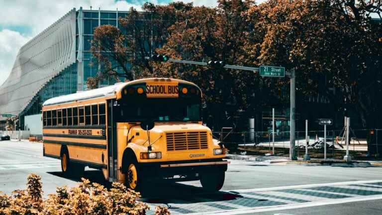 La FCC veut que les bus scolaires reçoivent le Wi-Fi