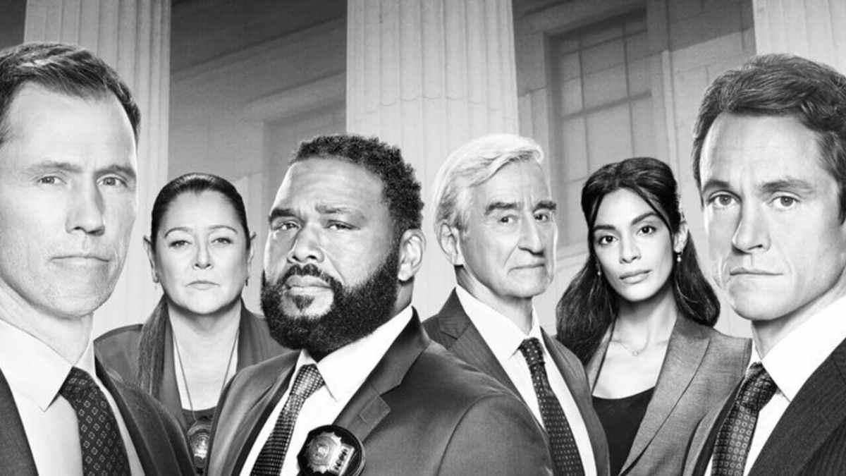 Law And Order perd déjà une star majeure pour la saison 22 lors d'un départ surprise
